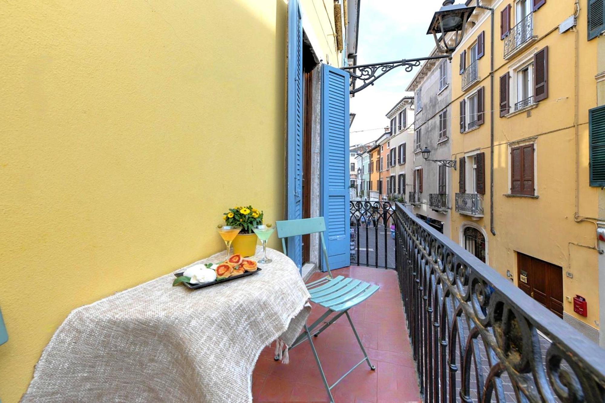 Desenzanoloft Le Petit Bijou - Restyling 2025 - Downtown Desenzano del Garda Zewnętrze zdjęcie